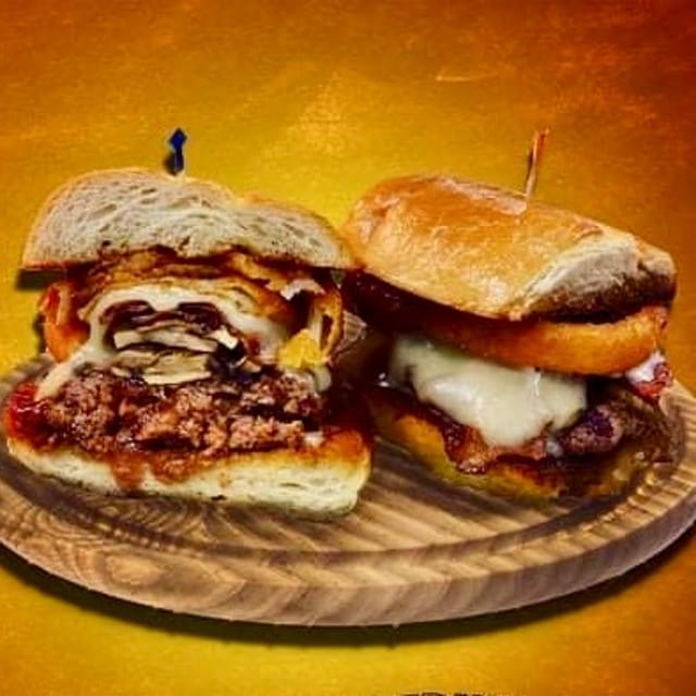 "Four Bagger" Burger.